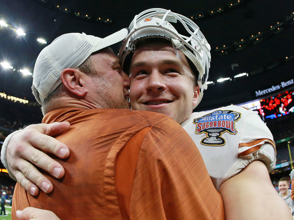 sam-ehlinger-tom-herman-inline.jpg